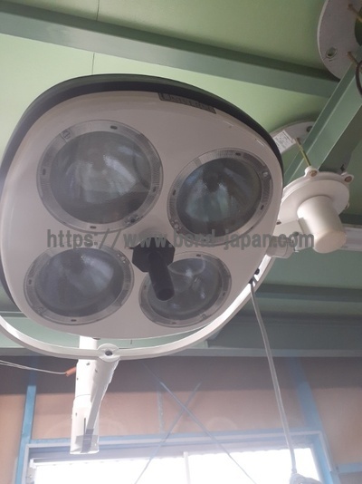 4灯無影灯&nbsp;|&nbsp;山田医療照明株式会社&nbsp;|&nbsp;R60ELの写真