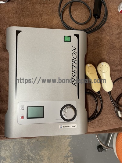 超短波治療器（ライズトロン）&nbsp;|&nbsp;株式会社テクノリンク&nbsp;|&nbsp;ﾗｲｽﾞﾄﾛﾝの写真