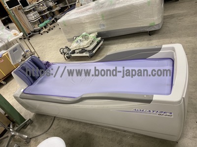 ウォーターマッサージベッド&nbsp;|&nbsp;ミナト医科学株式会社&nbsp;|&nbsp;ｱｸｱﾀｲｻﾞｰ QZ-240の写真