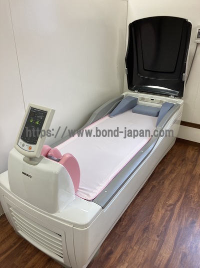 ウォーターマッサージベッド&nbsp;|&nbsp;ミナト医科学株式会社&nbsp;|&nbsp;ｱｸｱﾀｲｻﾞｰ QZ-240の写真