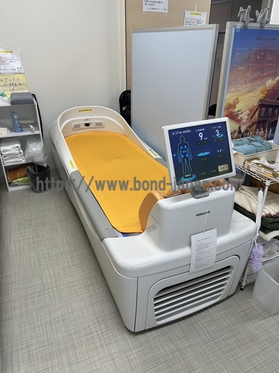 ウォーターマッサージベッド&nbsp;|&nbsp;ミナト医科学株式会社&nbsp;|&nbsp;QZ-260SGの写真