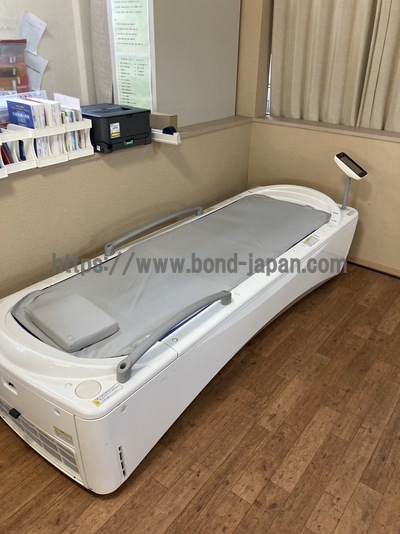 ウォーターマッサージベッド（クワトロマーノ）&nbsp;|&nbsp;オージー技研株式会社&nbsp;|&nbsp;HS-30の写真