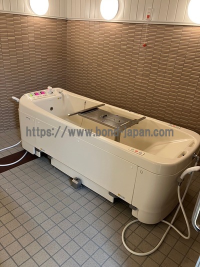 エレベートバス|酒井医療株式会社|CET-100 EWS-100 EST-100の写真