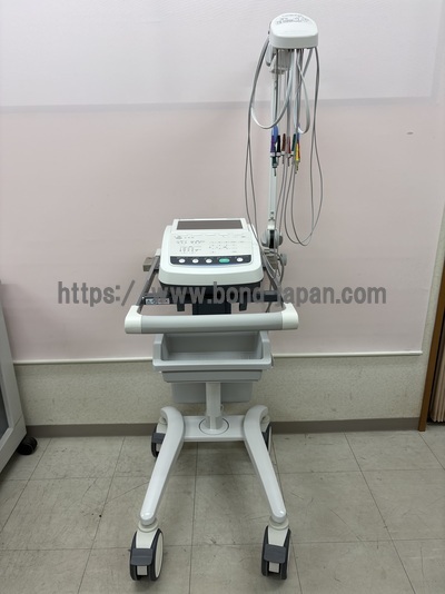 心電計|日本光電工業株式会社|ECG-3350の写真