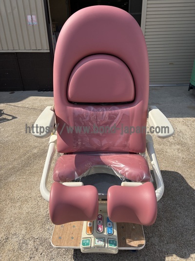 産婦人科検診台（固定タイプ）|アトムメディカル株式会社|メグジョイ PAFの写真