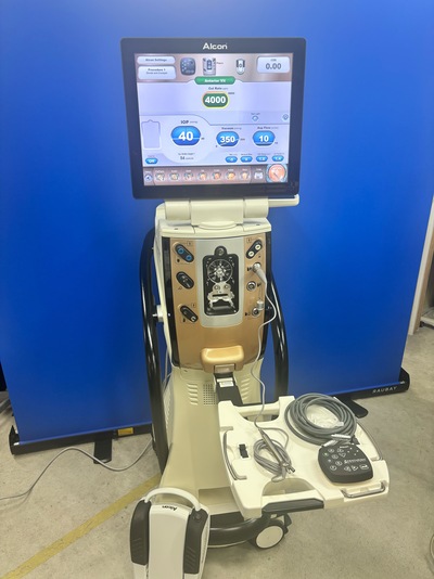 Phacoemulsification, cataract surgery machine|Alcon|Centurion Vision System