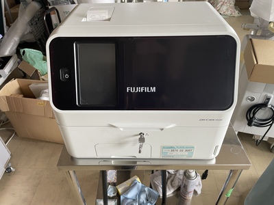 動物用乾式臨床化学分析装置　ドライケム|富士フイルムメディカル株式会社|NX600iVの写真