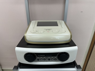 ハイボルテージ治療装置|伊藤超短波株式会社|ES-4000の写真