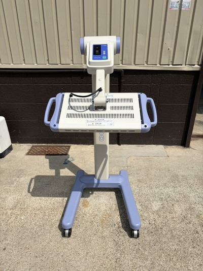 赤外線治療器|株式会社日本メディックス|ｾﾗﾋﾟｱ3300 PH-L3300Eの写真