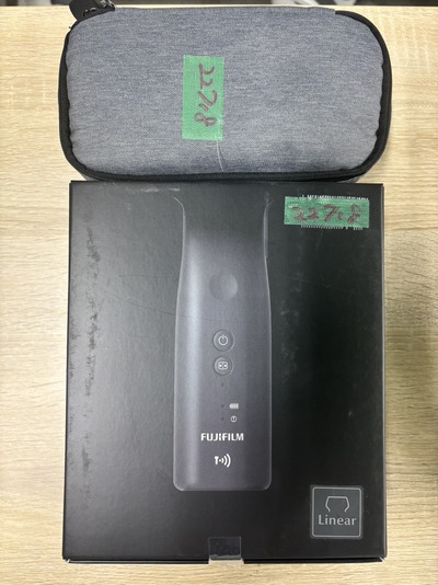ワイヤレス超音波画像診断装置|富士フイルムメディカル株式会社|iViz air Linearの写真