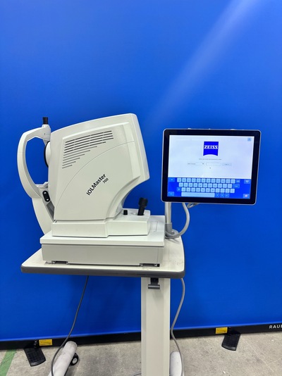 Featuring "Total Keratometry" and Predictive "Fixation Checks"—The Dynamic SS-OCT Biometer Optimizing Premium IOL Outcomes and Eliminating Refractive Surprises.|Carl Zeiss|IOLMaster 700