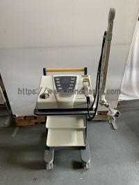 半導体レーザー治療器&nbsp;|&nbsp;持田シーメンスメディカルシステム株式会社&nbsp;|&nbsp;ﾒﾃﾞｨﾚｰｻﾞｿﾌﾄ10 MLD-1006の写真