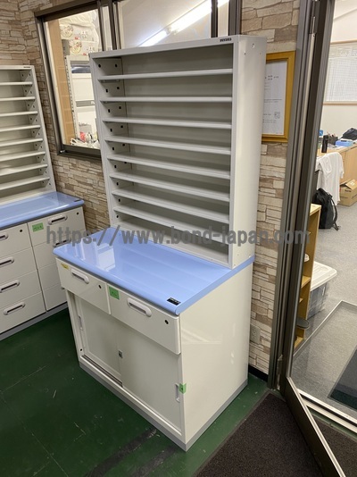 調剤棚　900mm幅&nbsp;|&nbsp;株式会社ユヤマ&nbsp;|&nbsp;の写真