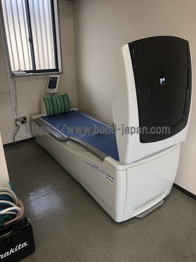 ウォーターマッサージベッド&nbsp;|&nbsp;ミナト医科学株式会社&nbsp;|&nbsp;ｱｸｱﾀｲｻﾞｰ QZ-240の写真