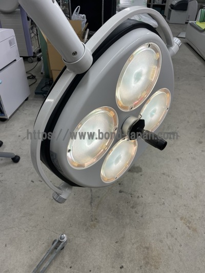 移動式無影灯（４灯ハロゲン）&nbsp;|&nbsp;山田医療照明株式会社&nbsp;|&nbsp;R60SCの写真