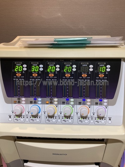 干渉電流型低周波治療器&nbsp;|&nbsp;ミナト医科学株式会社&nbsp;|&nbsp;SK-10WDXの写真