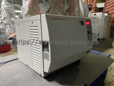 高圧蒸気滅菌器&nbsp;|&nbsp;株式会社ユヤマ&nbsp;|&nbsp;MD-17Jの写真