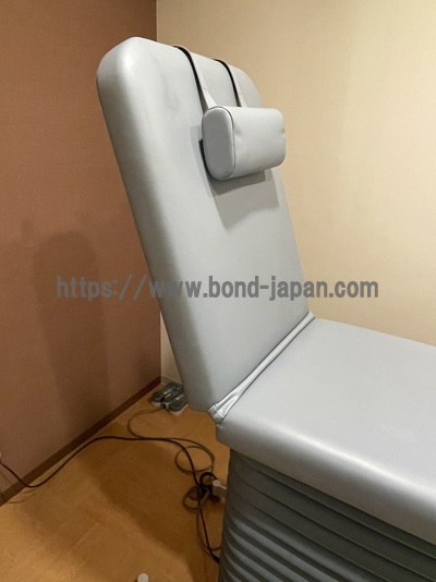 電動診察台&nbsp;|&nbsp;タカラベルモント株式会社&nbsp;|&nbsp;EX-SD7Pの写真