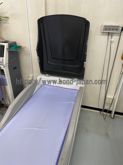 ウォーターマッサージベッド&nbsp;|&nbsp;ミナト医科学株式会社&nbsp;|&nbsp;ｱｸｱﾀｲｻﾞｰ QZ-240の写真