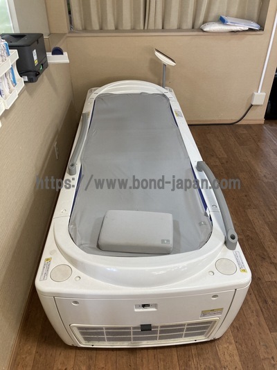 ウォーターマッサージベッド（クワトロマーノ）&nbsp;|&nbsp;オージー技研株式会社&nbsp;|&nbsp;HS-30の写真