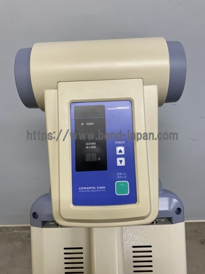 赤外線治療器&nbsp;|&nbsp;株式会社日本メディックス&nbsp;|&nbsp;ｾﾗﾋﾟｱ3300 PH-L3300Eの写真