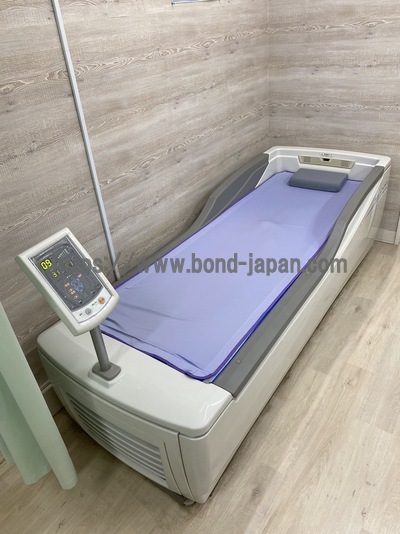 ウォーターマッサージベッド&nbsp;|&nbsp;ミナト医科学株式会社&nbsp;|&nbsp;ｱｸｱﾀｲｻﾞｰ QZ-240の写真