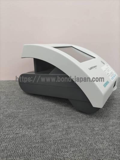 小型尿化学分析装置&nbsp;|&nbsp;シーメンス&nbsp;|&nbsp;クリニテック　ステータスプラスの写真