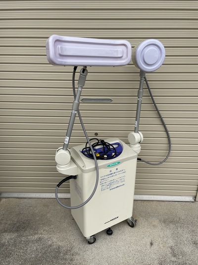 マイクロ波治療器&nbsp;|&nbsp;株式会社日本メディックス&nbsp;|&nbsp;ｴﾓｼｱ3720の写真