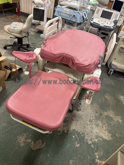分娩台 マミージョイ デリバリ&nbsp;|&nbsp;アトムメディカル株式会社&nbsp;|&nbsp;マミージョイデリバリの写真