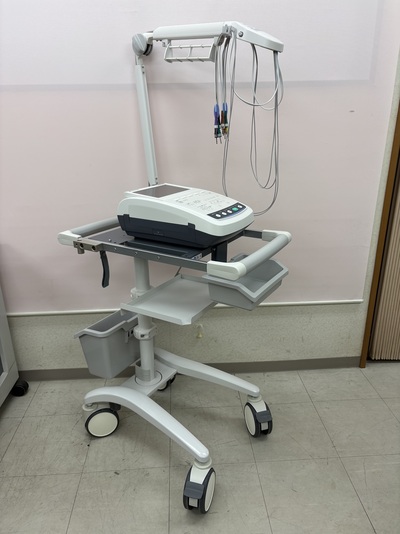 心電計&nbsp;|&nbsp;日本光電工業株式会社&nbsp;|&nbsp;ECG-3350の写真