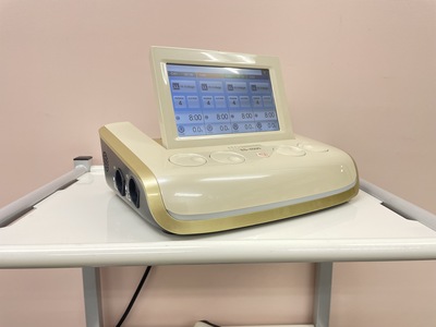 ハイボルテージ治療装置&nbsp;|&nbsp;伊藤超短波株式会社&nbsp;|&nbsp;ES-4000の写真