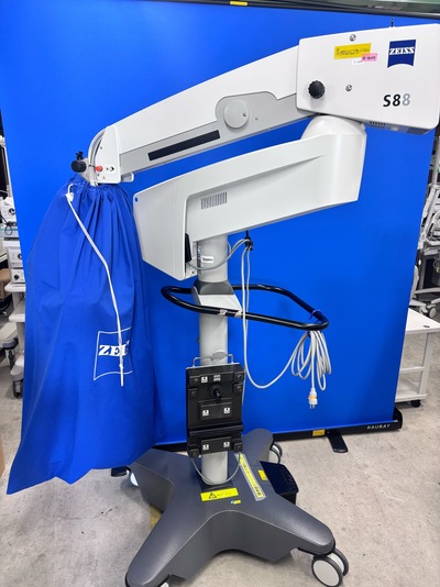 Ophthalmic Surgical Microscope&nbsp;|&nbsp;Carl Zeiss&nbsp;|&nbsp;OPMI VISU 210 S88