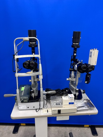 2x BQ900 Slitlamps with 1xAPPLANATION TONOMETER AT 900&nbsp;|&nbsp;HAAG-STREIT&nbsp;|&nbsp;BQ900