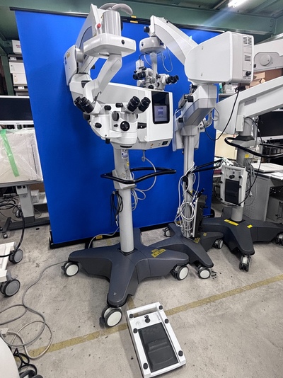 Excexcellent microscope for both cataract and retina procedures&nbsp;|&nbsp;Carl Zeiss&nbsp;|&nbsp;OPMI LUMERA 700