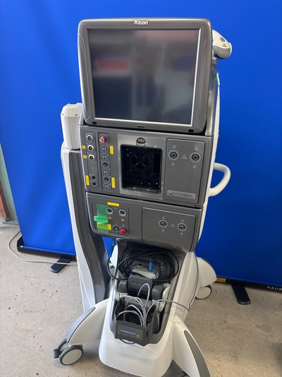 2020-Vitreoretinal and cataract surgery device&nbsp;|&nbsp;Alcon&nbsp;|&nbsp;CONSTELLATION Vision LXT
