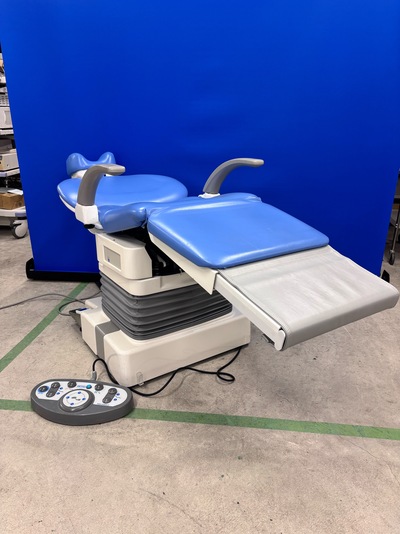 限定販売）業者様販売用）眼科専用（眼科診察台・処置台）&nbsp;|&nbsp;タカラベルモント株式会社&nbsp;|&nbsp;MEPRO3の写真