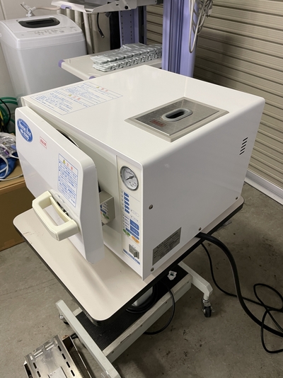 小型高圧蒸気滅菌器&nbsp;|&nbsp;株式会社東邦技研&nbsp;|&nbsp;NA-220Sの写真