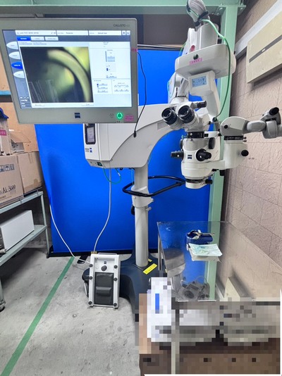 ZEISS OPMI LUMERA 700 / RESIGHT 700 / CALLISTO eye&nbsp;|&nbsp;Carl Zeiss&nbsp;|&nbsp;OPMI LUMERA 700 + RESIGHT 700 + Callisto Eye Navigation Monitor