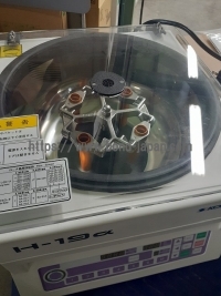 小型卓上遠心機&nbsp;|&nbsp;株式会社コクサン&nbsp;|&nbsp;H-19αの写真