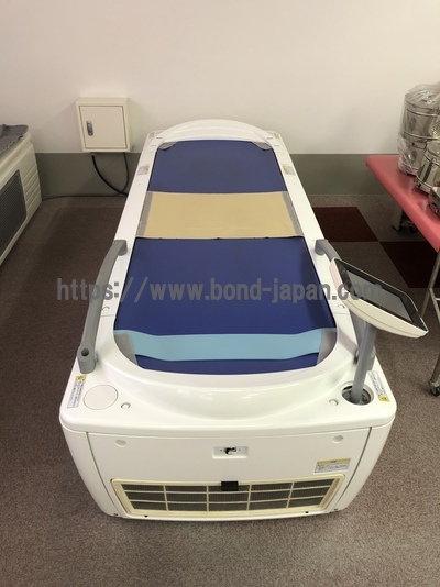 ウォーターマッサージベッド（クワトロマーノ）&nbsp;|&nbsp;オージー技研株式会社&nbsp;|&nbsp;HS-30の写真