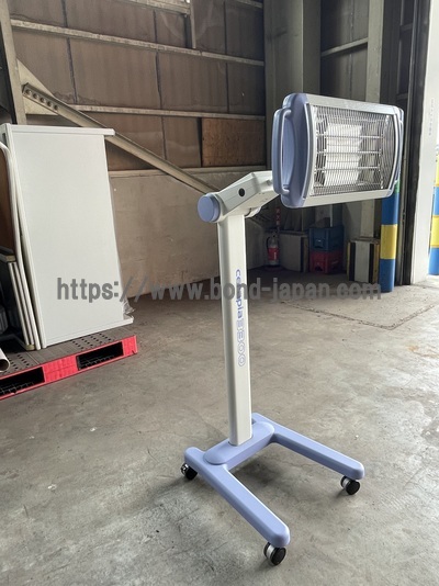 赤外線治療器&nbsp;|&nbsp;株式会社日本メディックス&nbsp;|&nbsp;ｾﾗﾋﾟｱ3300 PH-L3300Eの写真