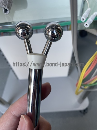 EMS高周波美容機器&nbsp;|&nbsp;株式会社テクノリンク&nbsp;|&nbsp;セラピム　ボディE8の写真