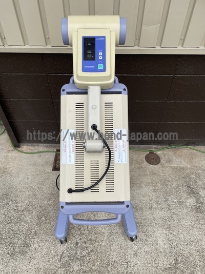 赤外線治療器&nbsp;|&nbsp;株式会社日本メディックス&nbsp;|&nbsp;ｾﾗﾋﾟｱ3300 PH-L3300Eの写真