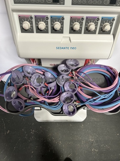 干渉電流低周波治療器（セダンテネオ）&nbsp;|&nbsp;株式会社日本メディックス&nbsp;|&nbsp;SD-5702の写真