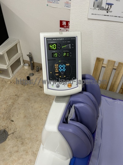 ウォーターマッサージベッド&nbsp;|&nbsp;ミナト医科学株式会社&nbsp;|&nbsp;ｱｸｱﾀｲｻﾞｰ QZ-240の写真