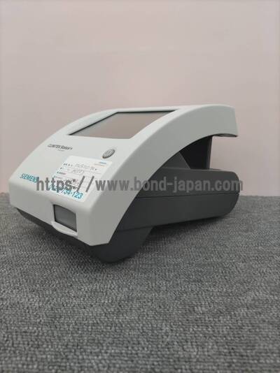 小型尿化学分析装置&nbsp;|&nbsp;シーメンス&nbsp;|&nbsp;クリニテック　ステータスプラスの写真