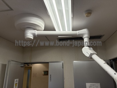 天吊り無影灯（LED）&nbsp;|&nbsp;山田医療照明株式会社&nbsp;|&nbsp;CRV04の写真