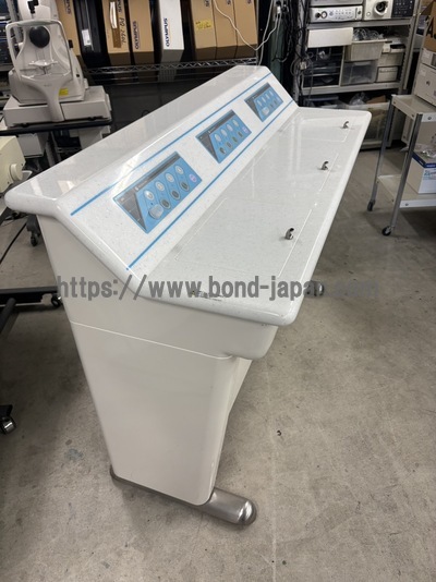 3人用ネブライザー&nbsp;|&nbsp;永島医科器械株式会社&nbsp;|&nbsp;Lumiereの写真