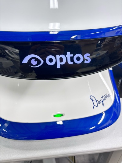 an ultra-widefield (UWF) retinal imaging device&nbsp;|&nbsp;Optos, Inc. (Nikon)&nbsp;|&nbsp;Optos Daytona