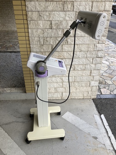 遠赤外線治療器&nbsp;|&nbsp;ミナト医科学株式会社&nbsp;|&nbsp;HB-100の写真